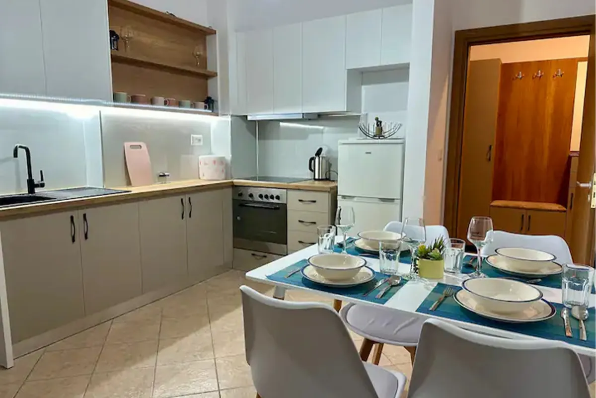 City Beach Apartment photo 4