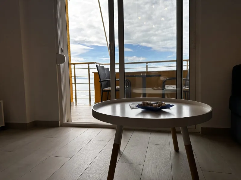 Blue Seaview Apartment — photo 31