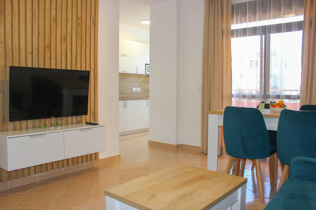 Majestic Apartment 2