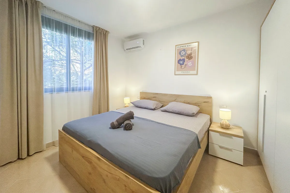 Majestic Apartment 1 photo 3